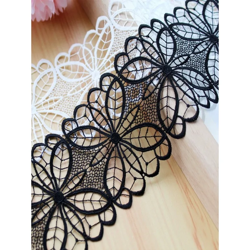 2 Yards/lot Polyester Sewing Craft Crochet Off white Black Net Lace Trim Clothes Embroidered Flower Lace Fabric Applique