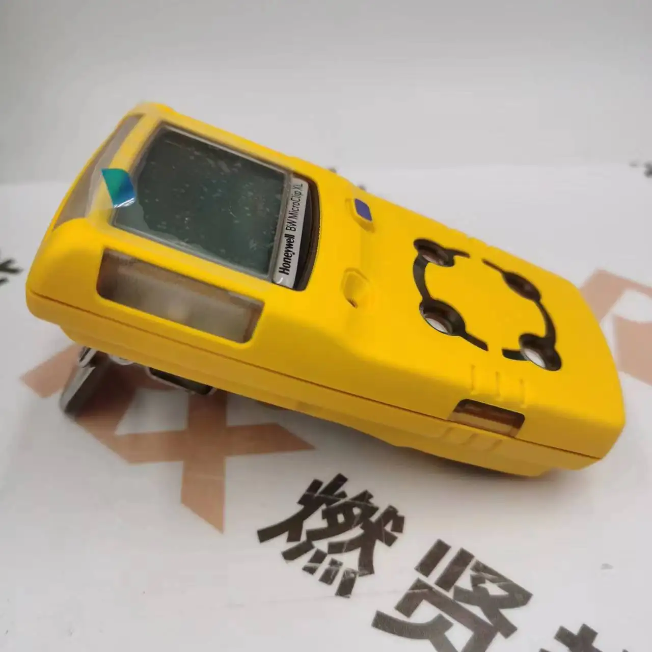 2025 هانيويل هانيويل-BW-MicroClip-XL أربعة كاشف غاز محمول