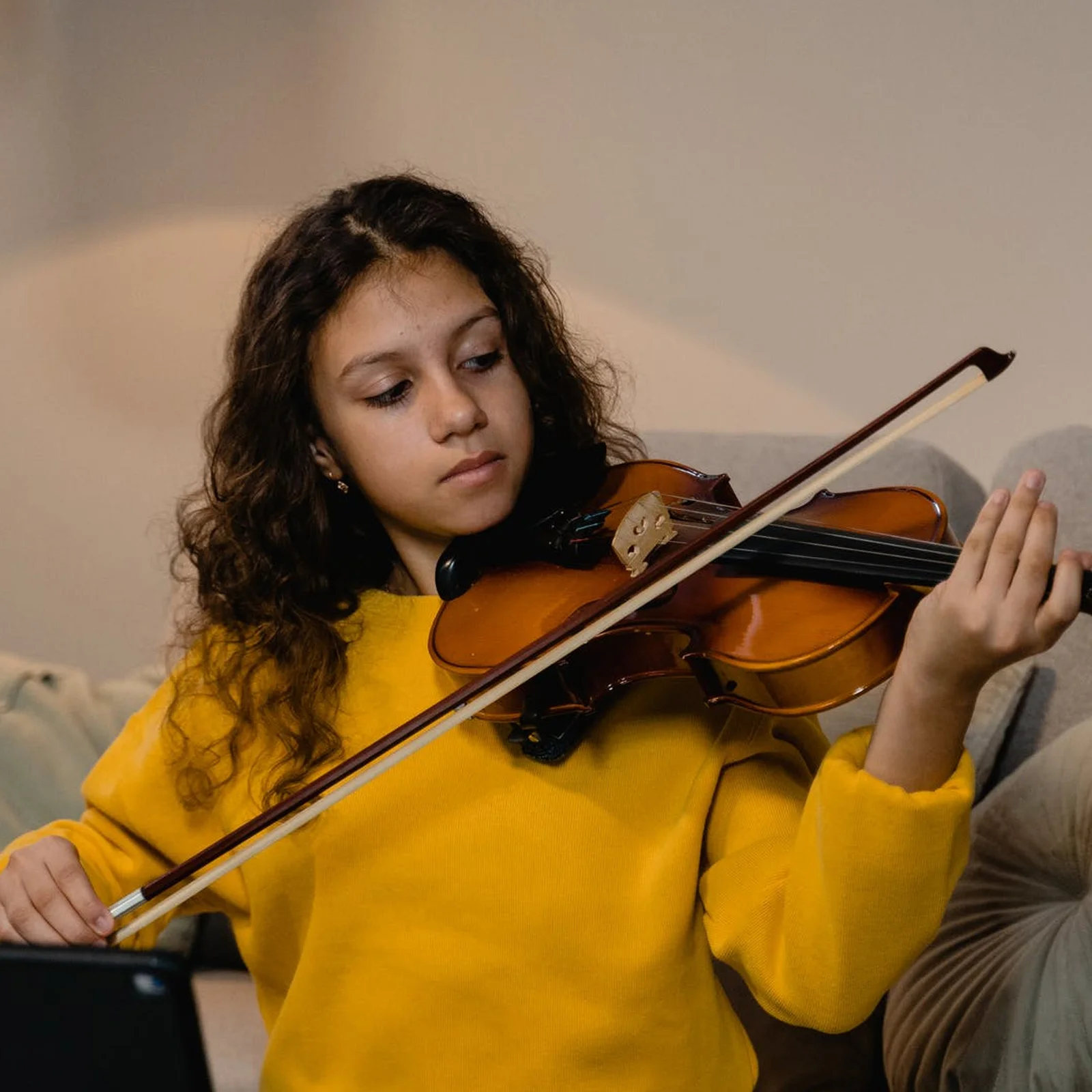 

Premium Violin Bow Replacement for Student Practice Elasticity Balance Tone Resonance String Bows Craftsman Fit Comfortable Feel