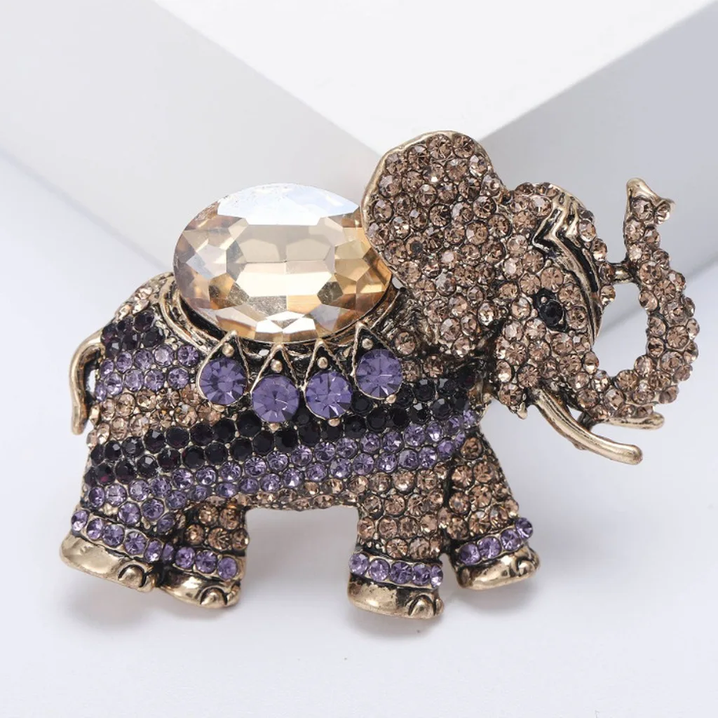 Elephant Brooch Eye-Catching Women Brooch Animal Pin Three-Dimensional Rhinestone Brooch For Parties Dresses Cardigans