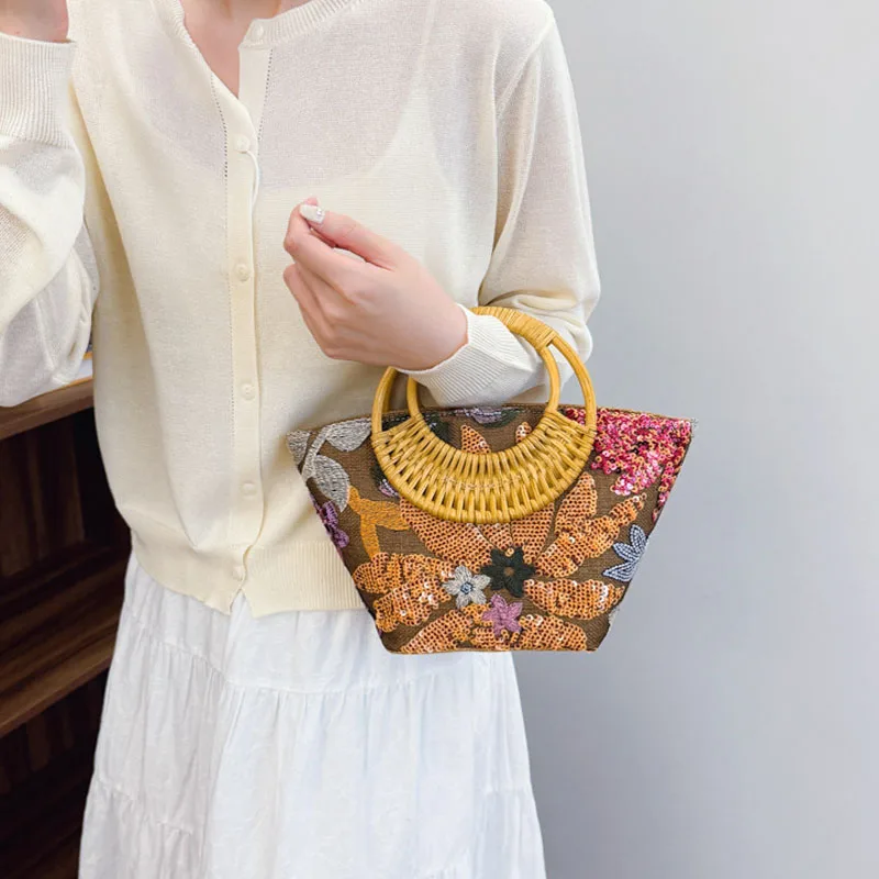 

Women Summer Handbag Flower Sequins Embroidery Woven Basket Bag Bohemian Round Wicker Chic Purse Casual Large Tote Beach Bags