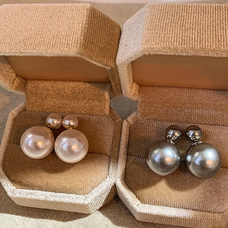 

Double-sided pearl stud earrings for women's new 2024 popular temperament earrings pendant niche design high-end unique earrings