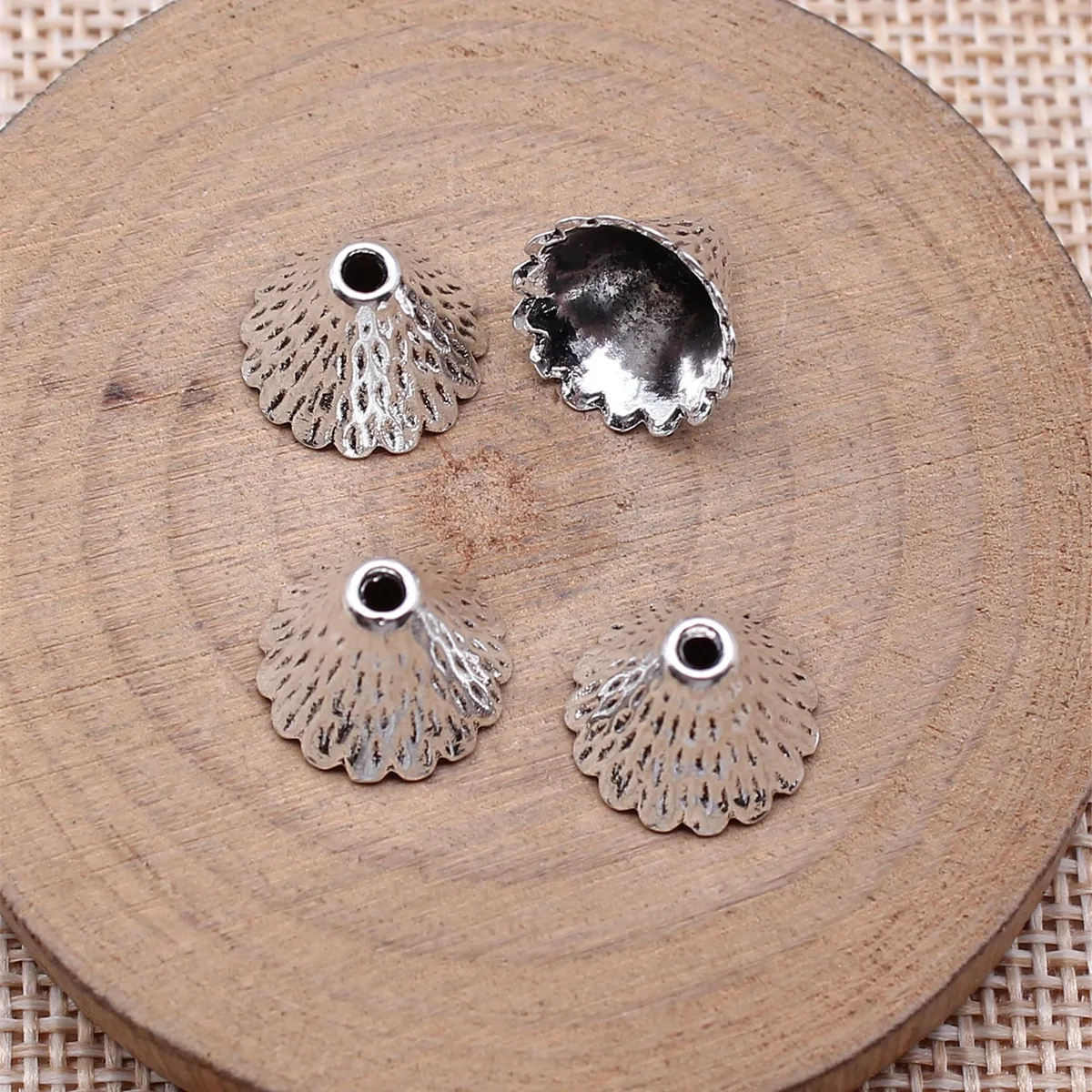WYSIWYG 20pcs 12x12x9mm Antique Silver Color Tapered Tassel End Caps Pendant For DIY Jewelry Making Handmade Jewelry Findings