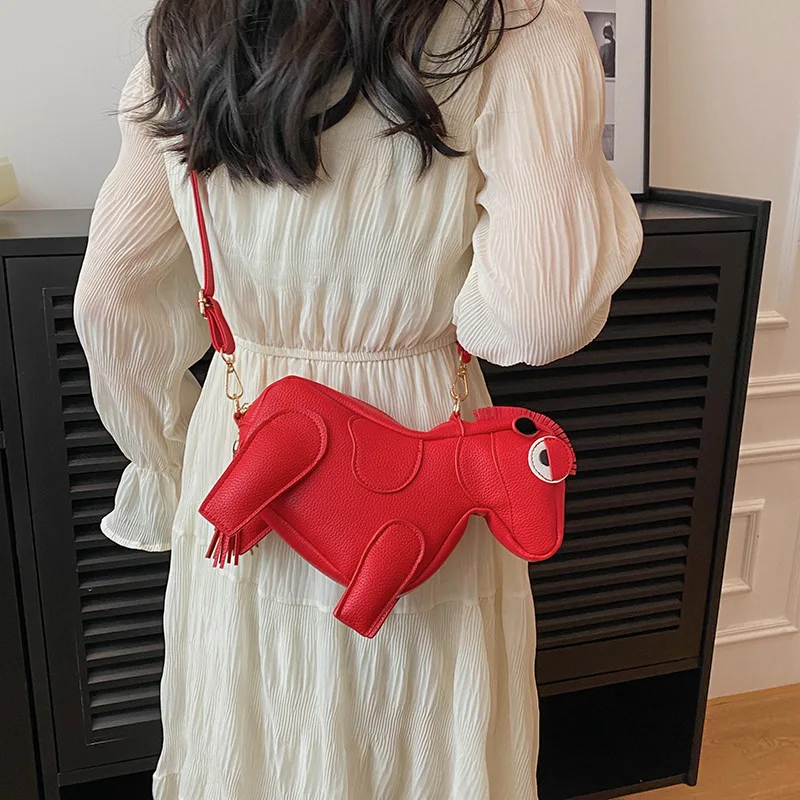 Lady Fashion wysokiej jakości zwierząt kształt konia torba na ramię urocza skóra PU torebka Crossbody z frędzlami kobiece torebki