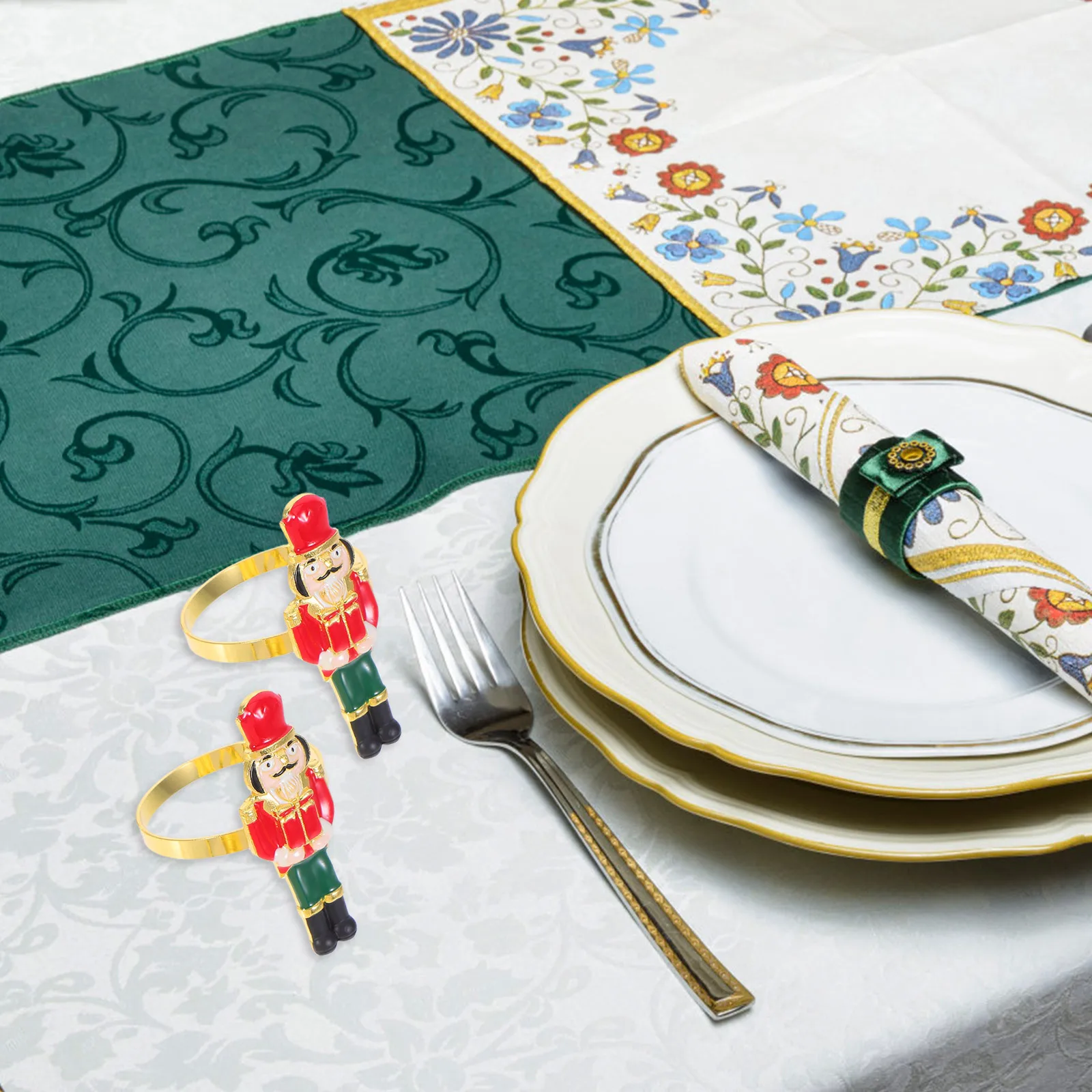 

4Pcs Nutcracker Napkin Rings Metal Napkin Holders Christmas Party Decoration Dining Table Elegant Buckles Serviette Buckles