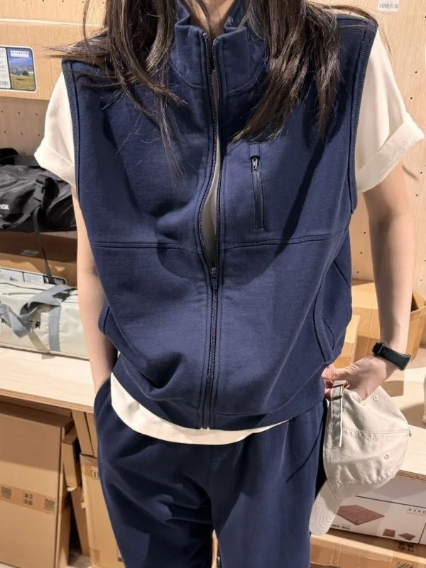 

Fashionable Color Sleeveless Vest 2026 Autumn Layering Casual Zipper Design Stand Collar Sweatshirt Jacket Women's Wear