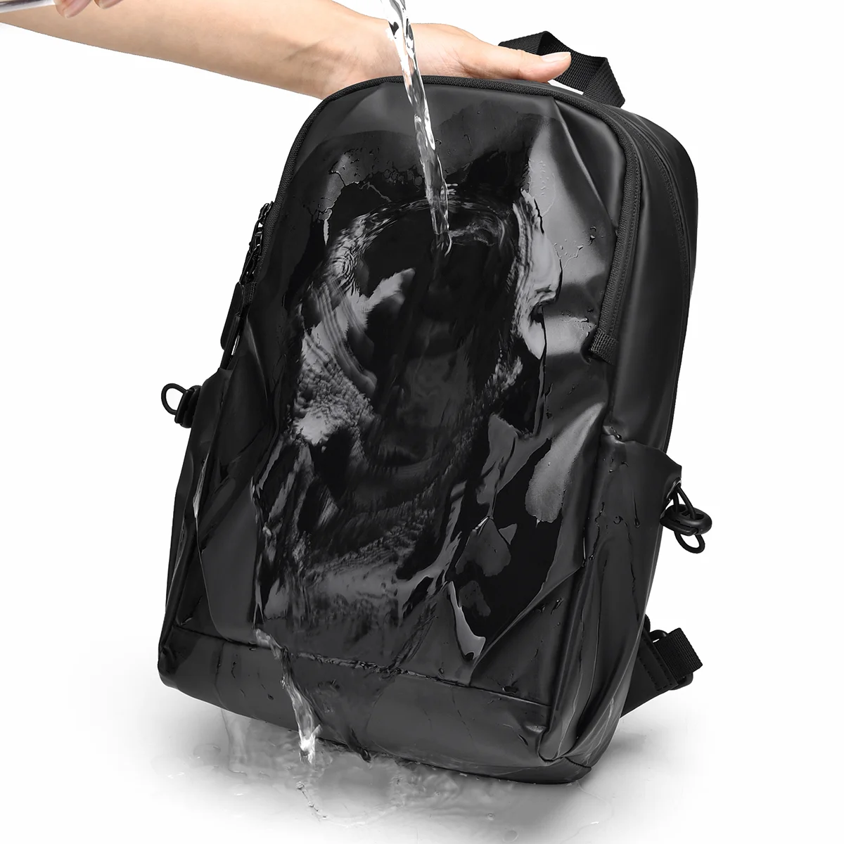 Geestock Men's New Chest Bag Adjustable Shoulder Strap Sling Bag for Gym Exercise Short distance Travel School Daily Commuting