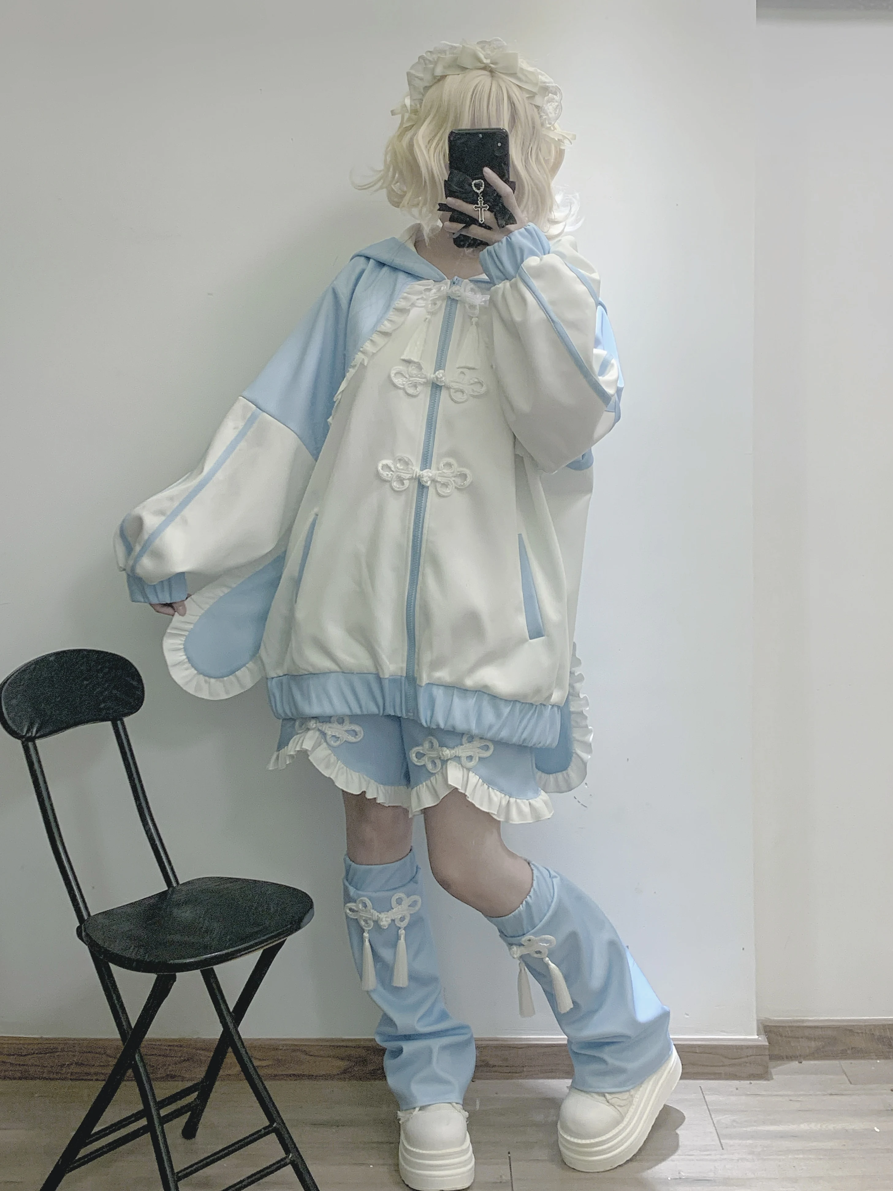 Suéter de abrigo lindo bidimensional suelto deportivo de diseñador de nicho de estilo japonés para mujer