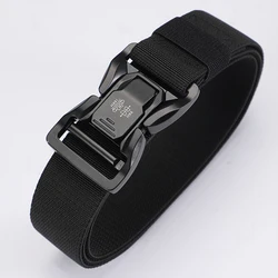 Cintura da uomo Classic Fashion Matching Essentials Tactical Quick Release Snap elastico per il tempo libero cintura tattica con fibbia in metallo per esterni