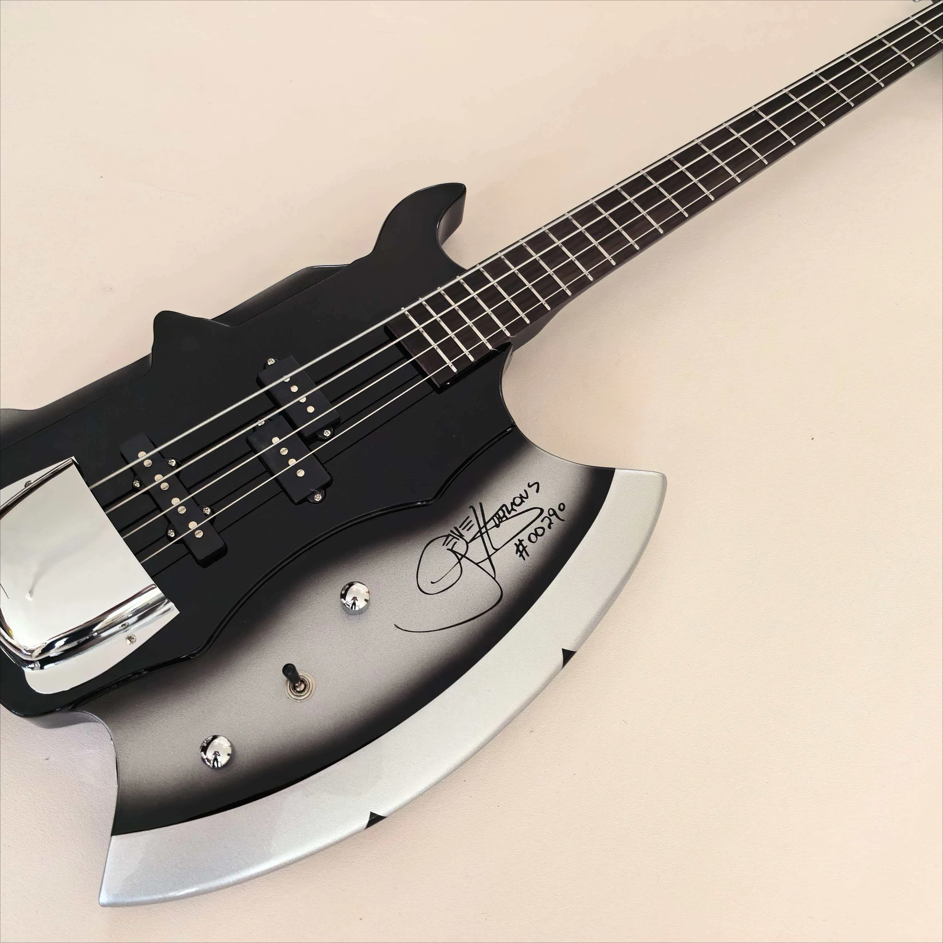 4-String Bass Guitar Black-to-Silver Fade Axe Shape Split Single-Coil Pickup Metal Hardware Glam Rock Mahogany Body Gift