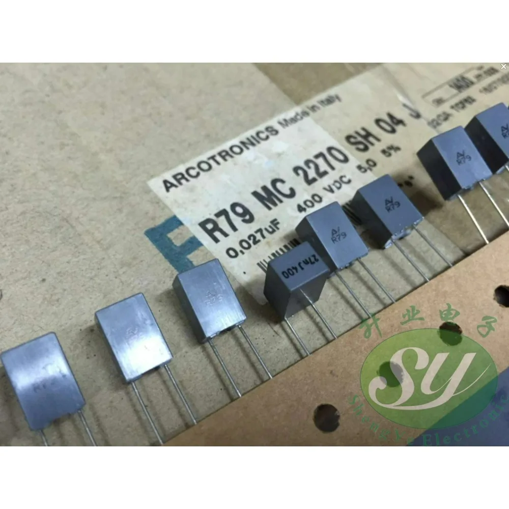 

50PCS AV R79 0.027uf/400v 27nf 273 brand new 5mm film capacitor