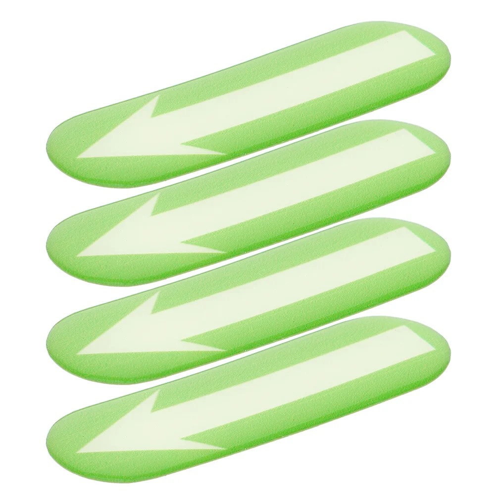 4 قطعة ملصق توهج الليل السهم بمناسبة ملصقات سائق جديد تحديد المواقع إشارة الاتجاه مضيئة السهم الشارات