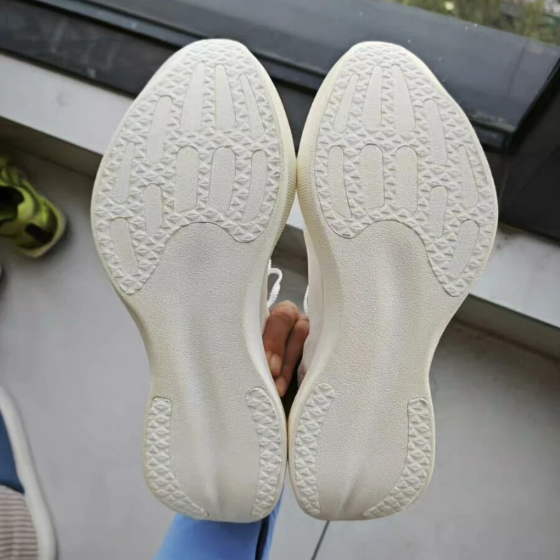 العلامة التجارية الفاخرة الرجال النساء المشي الركض حذاء إطارات دراجة تسلق الجبال خفيفة الوزن لوحة الكربون احذية الجري الأزواج مصمم أحذية تدريب لينة حذاء رياضي #4