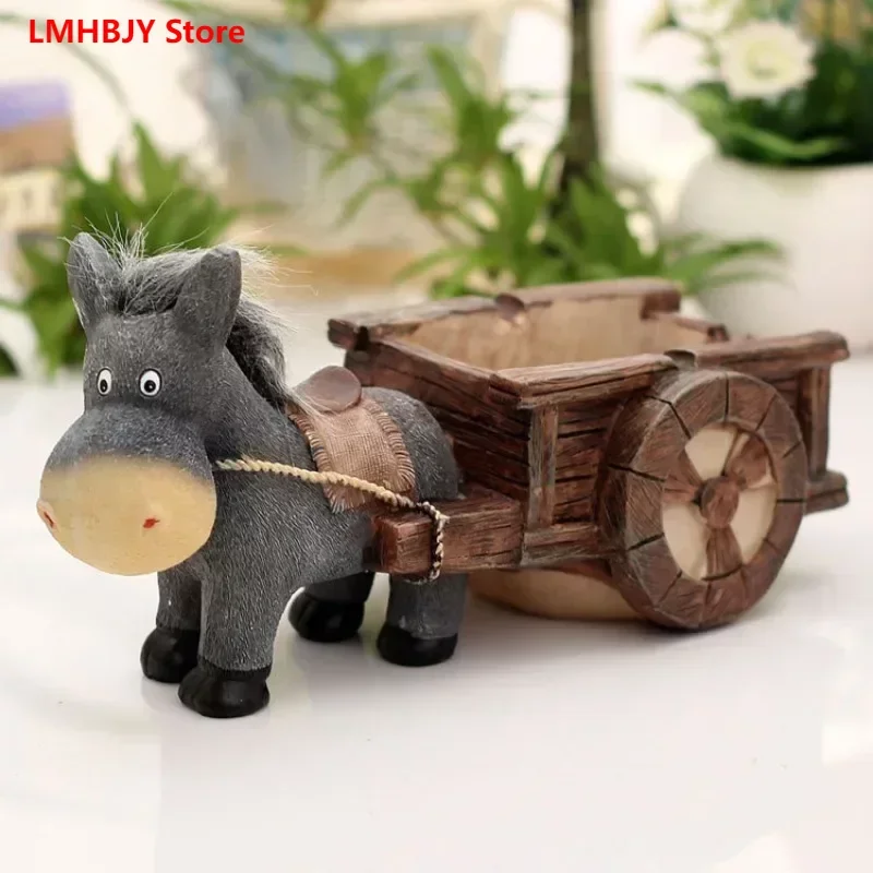 

LMHBJY Fashionable Cute Personalized Trendy Donkey Pulling Car Pulling Mill Creative Ashtray with Lid Home Decoration