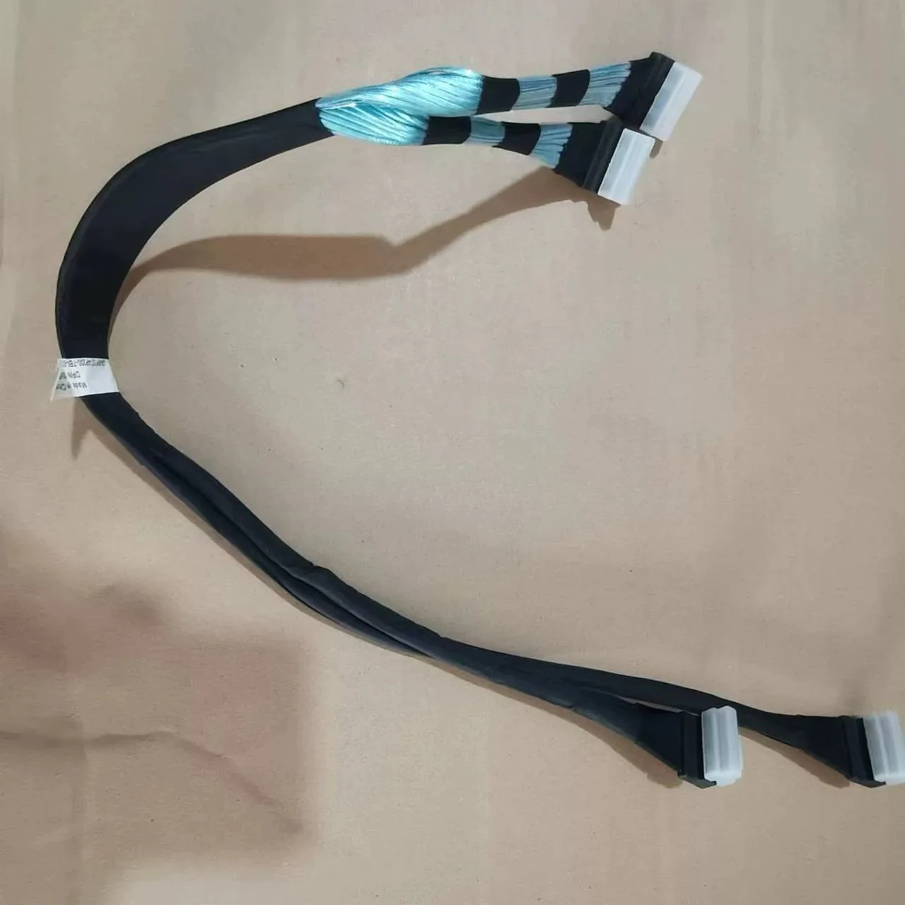 For Dell R7425 R740XD NVME data cable, cable U. 2 hard disk VF127