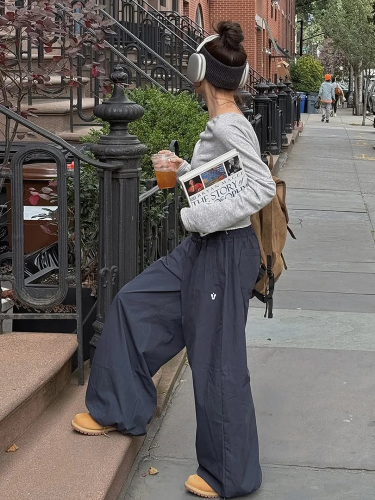 

Cutenew Simple 2-Piece Set Women Casual Harajuku Skew Collar Ruched Crop Top+Drawstring Wide Leg Baggy Matching Street Outfit