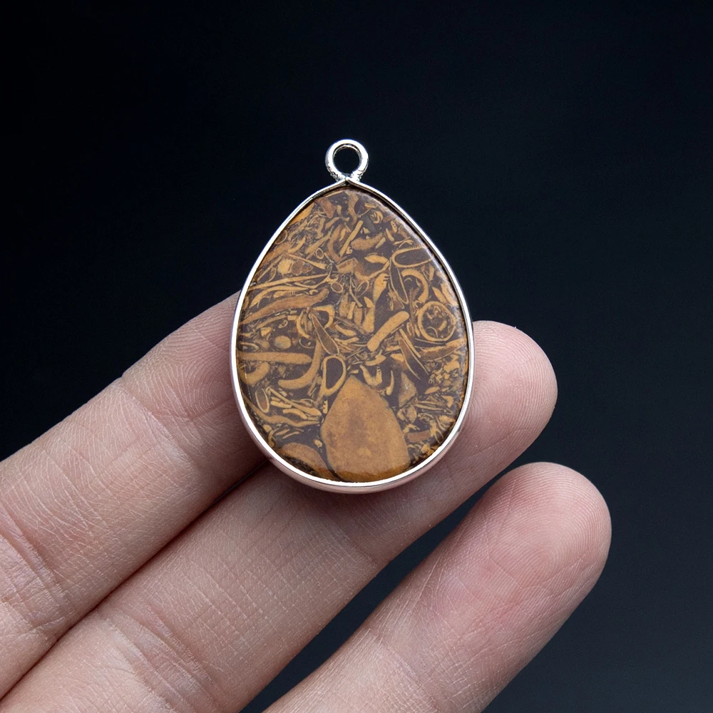 Colgantes de Jade Imperial en forma de gota, 4 tipos, ovalados, con borde de Color dorado, para hacer collares, pendientes, regalo de verano, 1 ud.