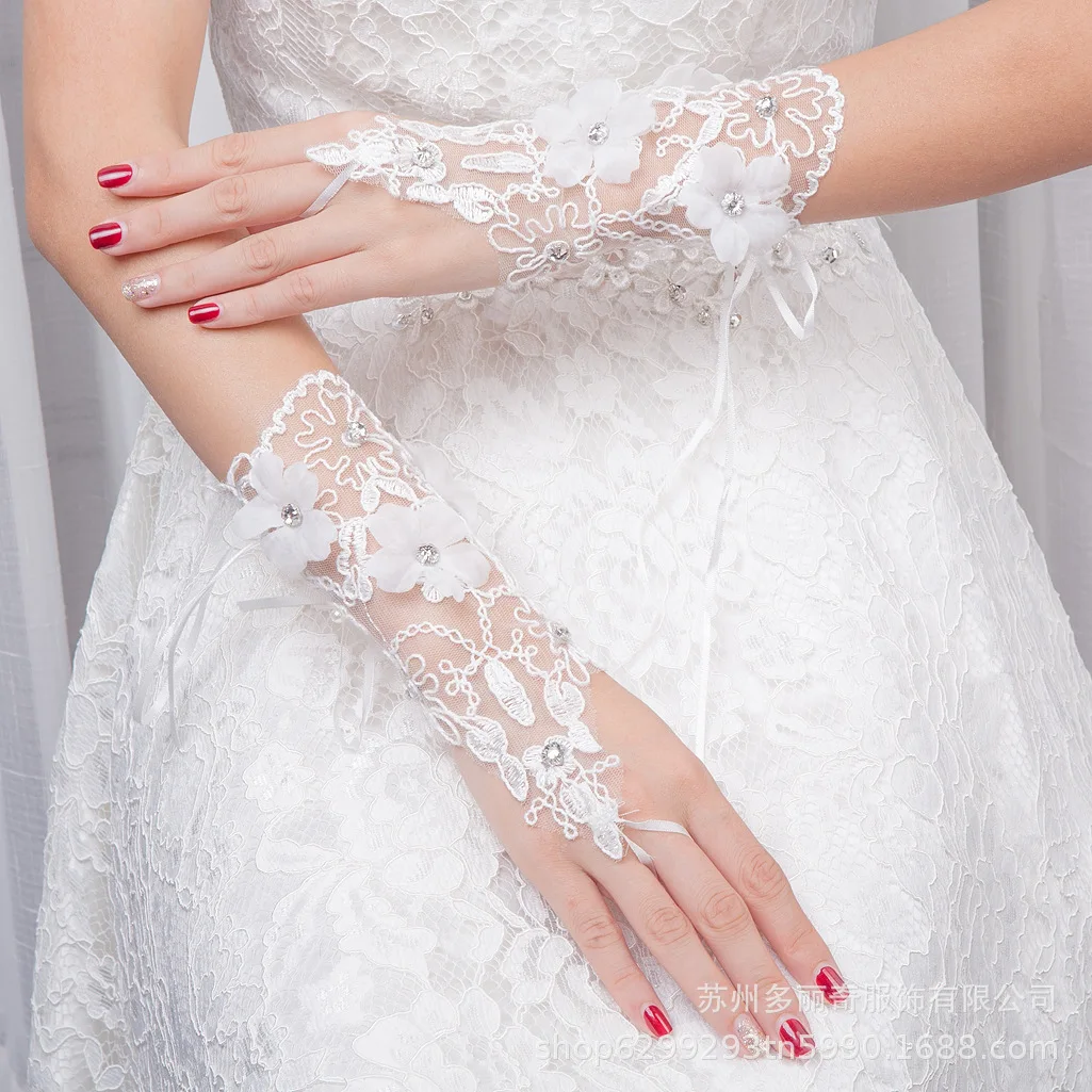 Bridal Wedding Gloves Lace Open Hand Back Hook Finger Flower Diamond Wedding Gloves