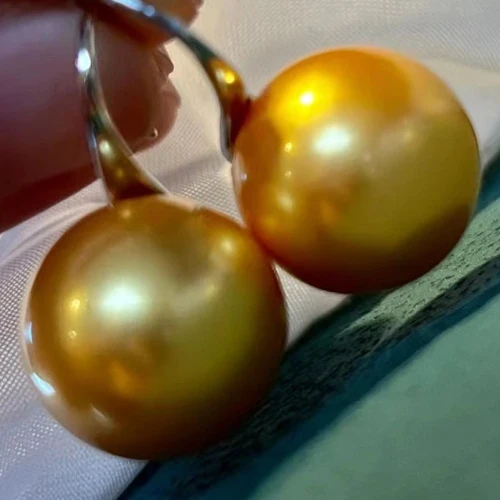 16MM Perfect Round Golden Shell Large Pearl Stud Earrings Vintage Round Ball Style Ladies Mom Gift