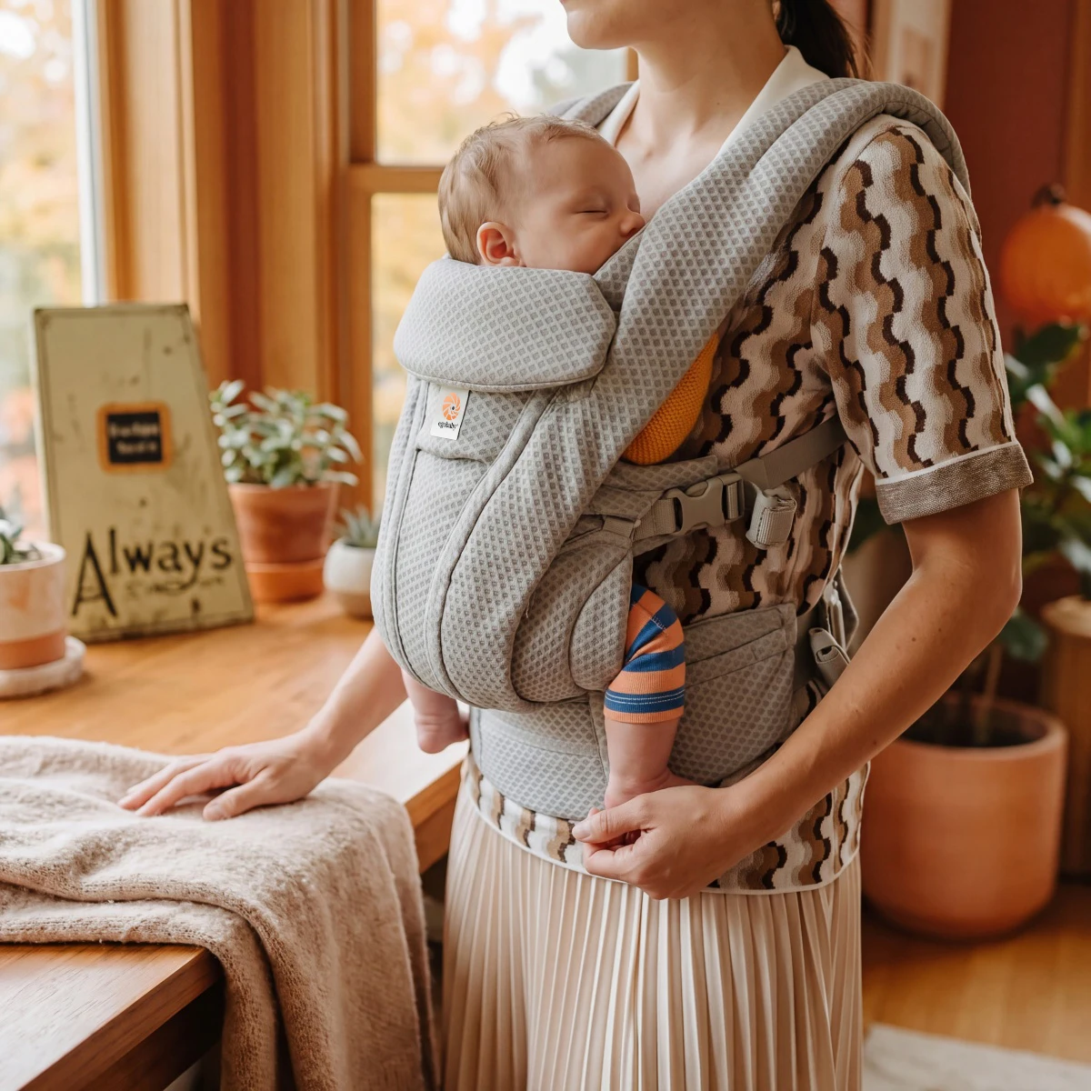 Ergobaby Breeze Model D Adjustable Baby Carrier – a breathable, ergonomic carrier perfect for daily walks and travel; a travel e