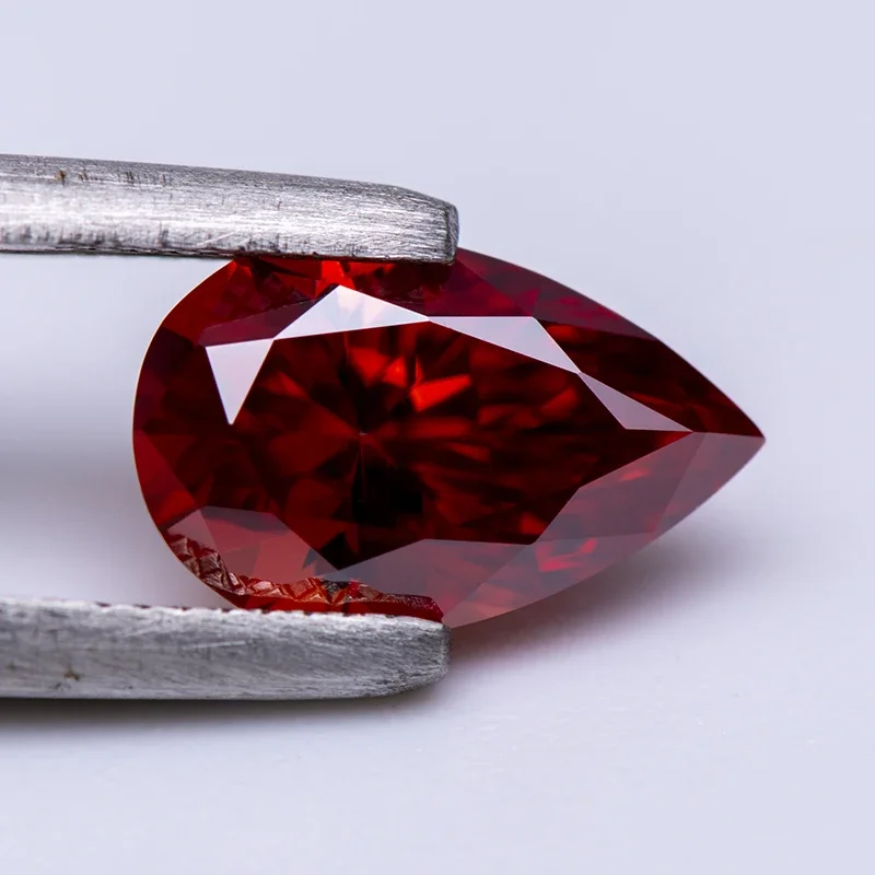 Moissanit-Diamant im Birnenschliff, Granatfarben, loser Edelstein für hochwertige Schmuckherstellung – Detail 5