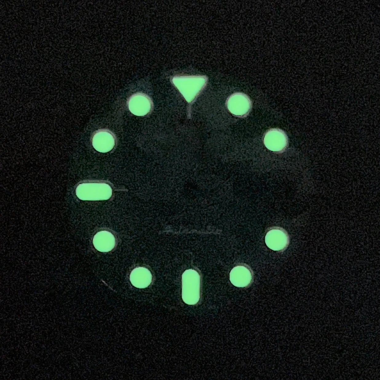 Quadrante mimetico con logo S5 da 28,5 mm adatto al movimento giapponese NH36/NH36 Orologio verde luminoso di alta qualità Accessori modificati