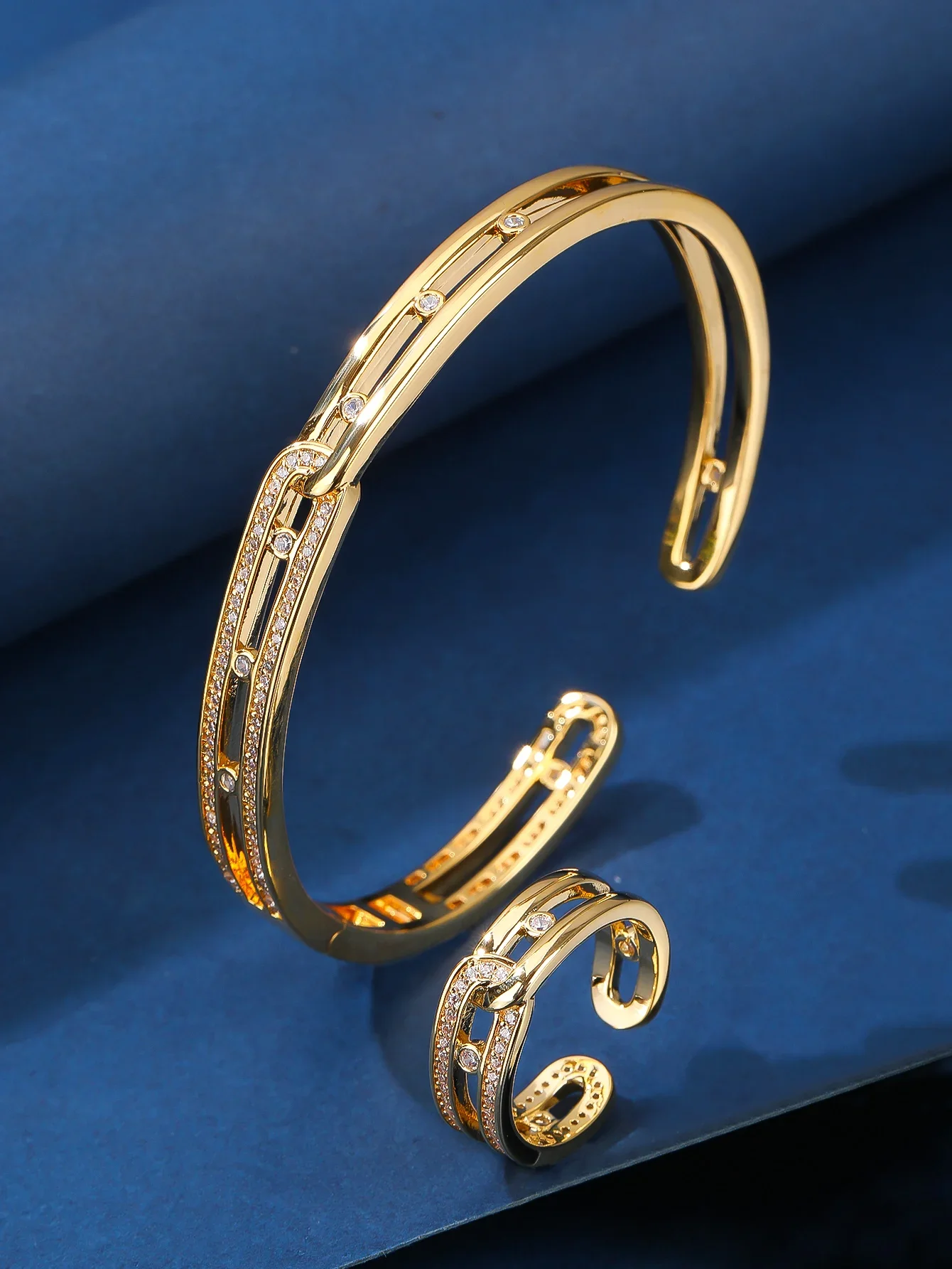 

JEWEL 2025 Luxury 2 PCS Dubai Bangle Ring Set Fashion Jewelry Sets For Women Wedding Engagement Party