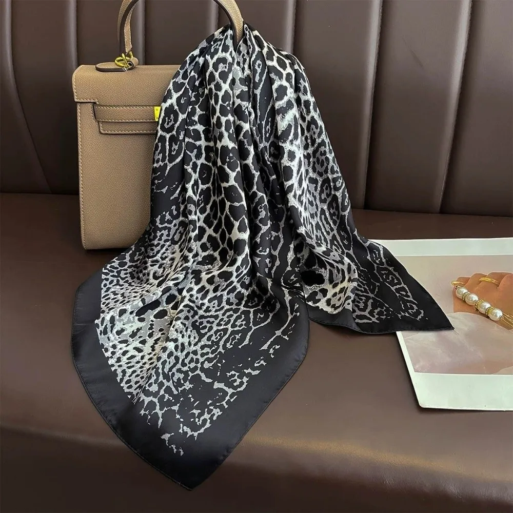 Versatile 90*90cm Square Silk Scarfs Soft Satin Leopard Print Fashion Hijab Scarves Breathable Hair Scarf for Women