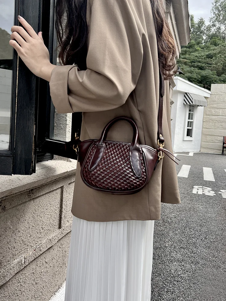 

PNDME fashion handmade woven first layer cowhide women's handbag outdoor party genuine leather small cute shoulder crossbody bag