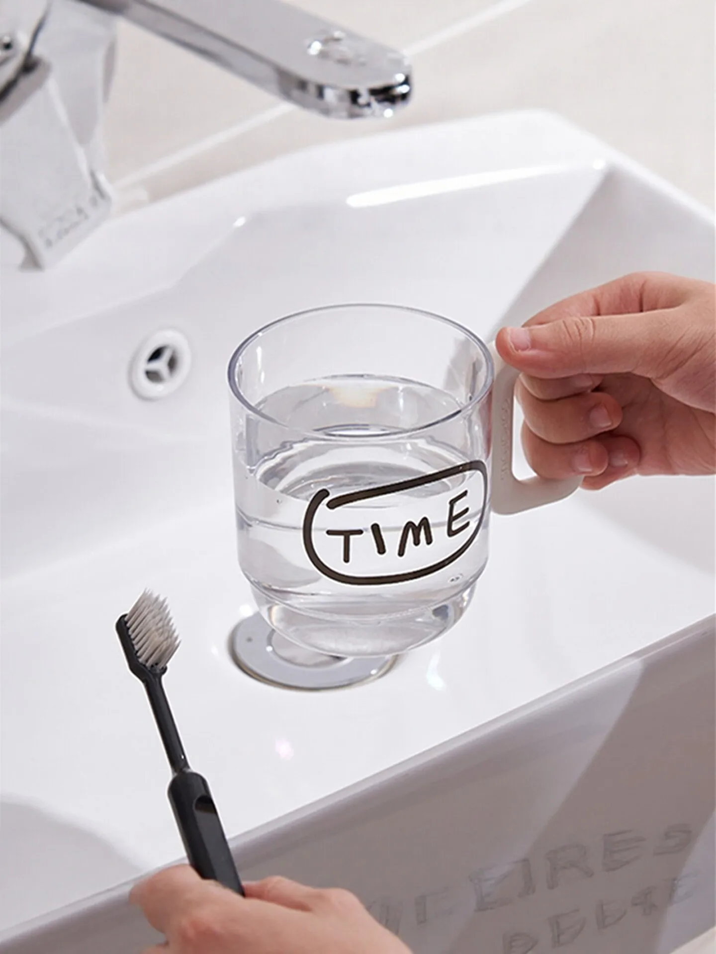 Transparent Mouthwash Cup, Durable and Anti Drop Brushing Cup High Aesthetic Value, 2026 New Dental Jar Cup, Wash Cup