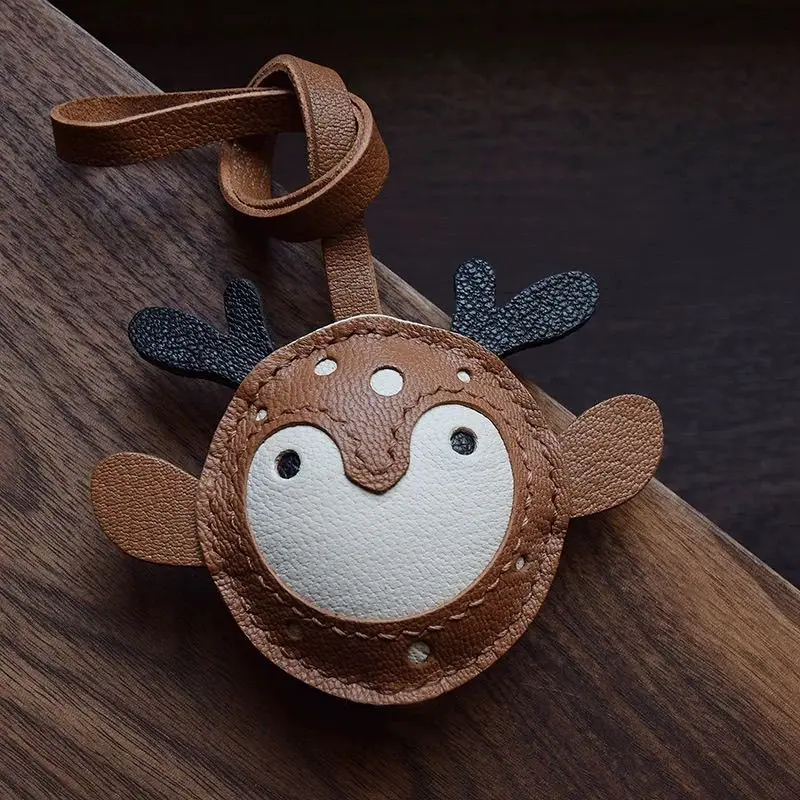 

Deer Deer Peace Handmade Genuine Leather Bag Charm Keychain Simple and Cute Decoration Gift