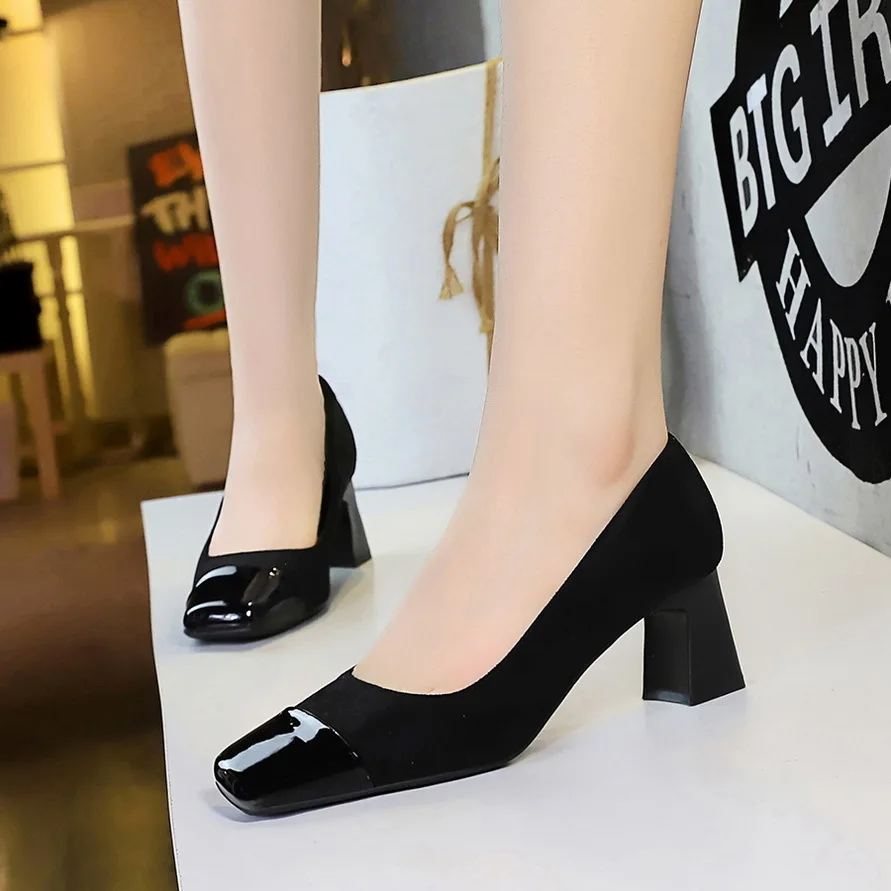 

Fashionable Style Simple Versatile Women's With Thick Midsole Shallow Mouth Suede Splicing Square Toe Women Pumps туфли женские