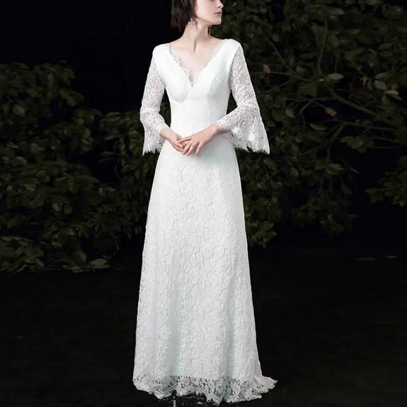 เซ็กซี่ลึก V คอชุดแต่งงานเปลือยคลาสสิก Elegant Lace ชุดเจ้าสาว Flare Sleeve ใหม่ Sukienka Na Wesele