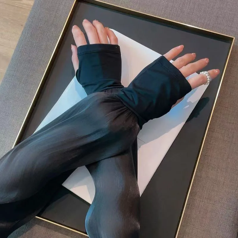 

Sun-protective Sleeves Arm Cuff Cover Anti-UV Ice Silk Outdoors Travel Supplies Cycling Driving Sports Men Women's Arm Sleeves