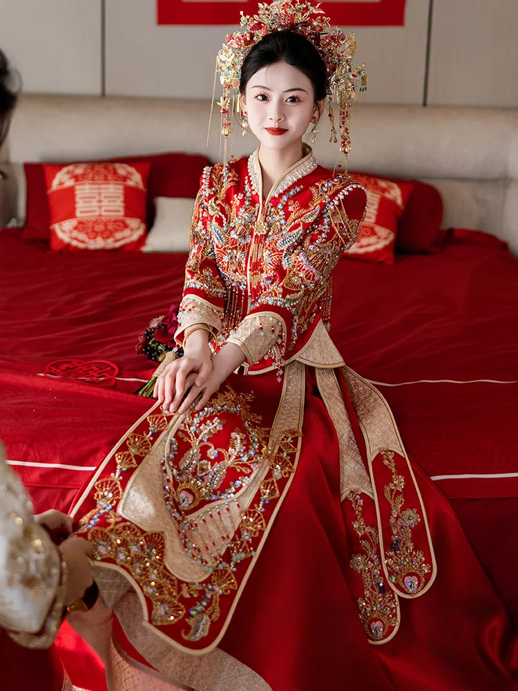 

Новинка 2025 года: Элитное свадебное пальто в китайском стиле с изысканной вышивкой дракона и феникса, для торжеств и свадебных церемоний, весенняя коллекция