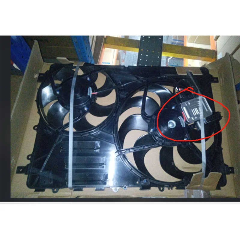 

For 2.2T Diesel version Land Rover Range Rover Evoque Radiator fan OE LR045248