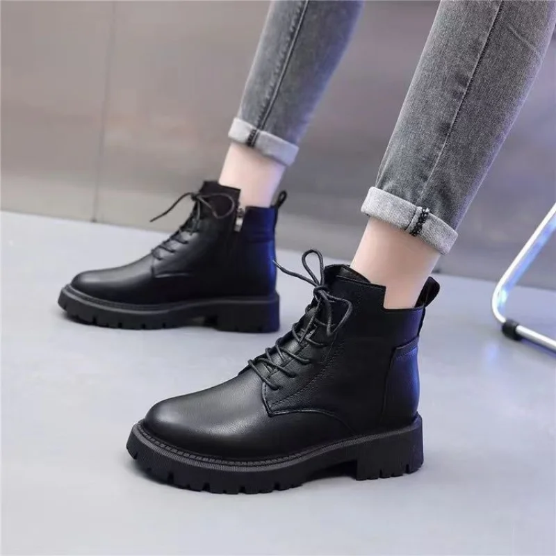 

2025 Autumn Winter Women's British Style Thick Sole Mid Calf Ankle Boots - Comfortable Non-slip High-quality Soft Upper Footwear