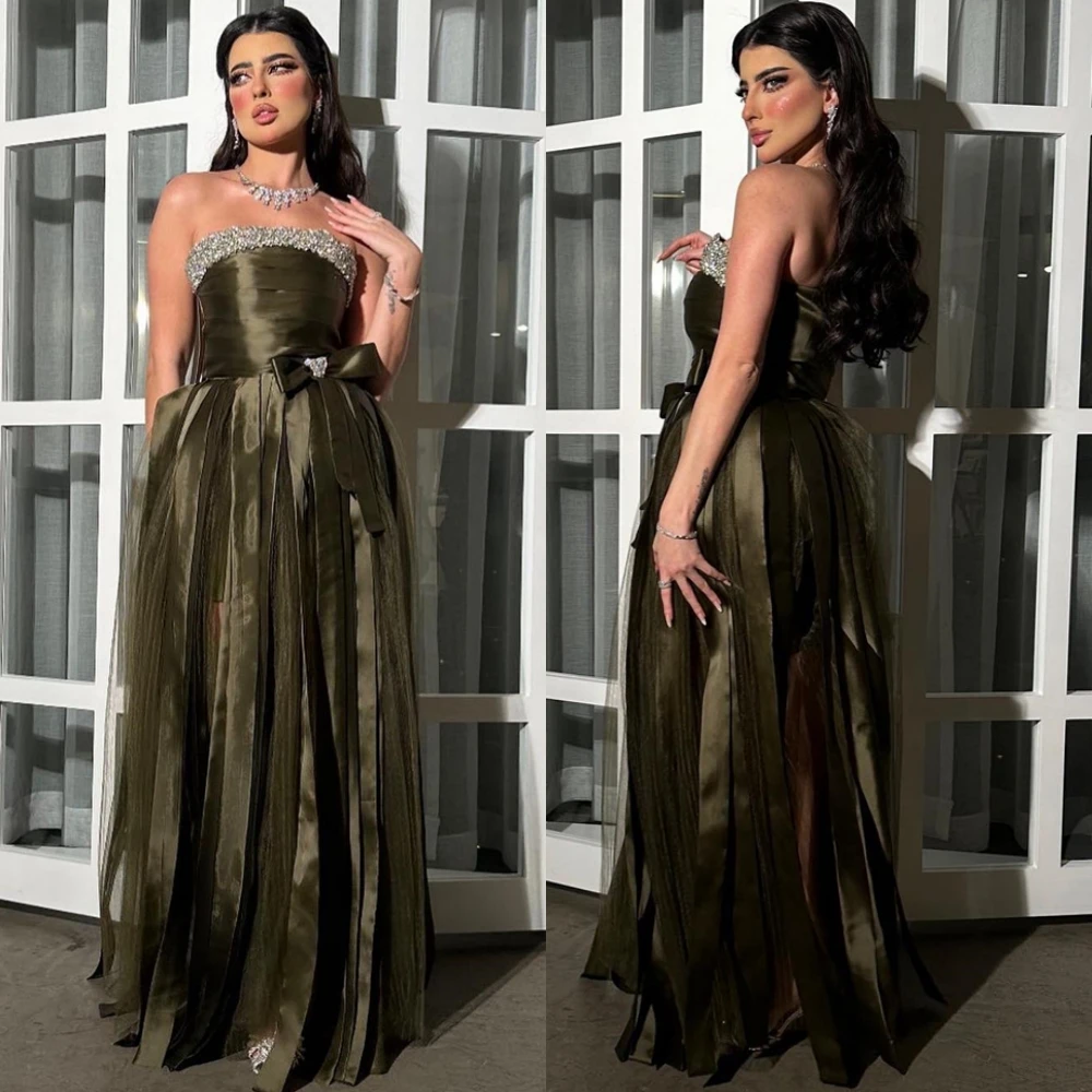 

Customized Elegant Satin Strapless Evening Dress Classic Sleeveless Prom Dresses Fashion Sweep Train Special Occasion Gowns