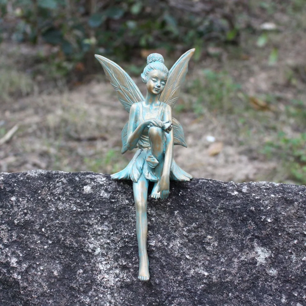 

Durable Retro Sitting Flower Fairy Figurine Funny Resin Crafts Angel Wings Statue Handmade Fairy Sculpture for Friends Gift