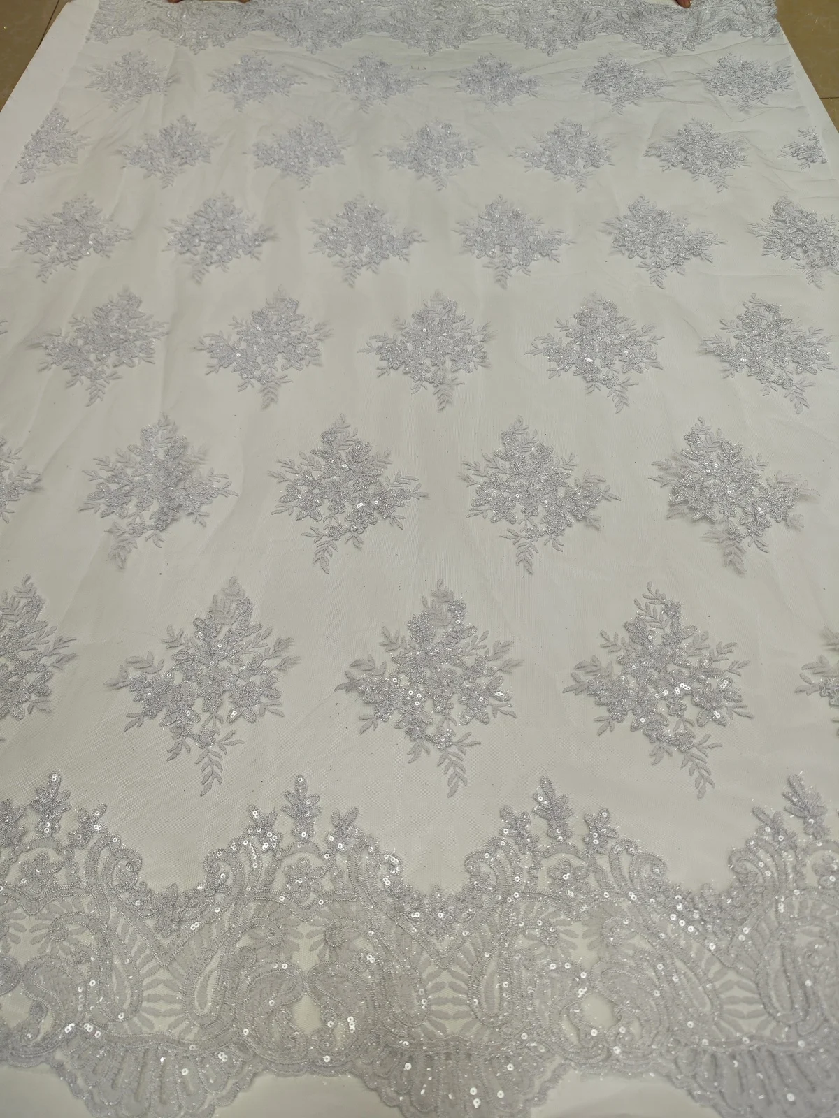 White African Tulle Lace Fabric 2024 High Quality Sequins Embroidery French Nigerian Lace Fabric For Wedding Party Dress KKF2402