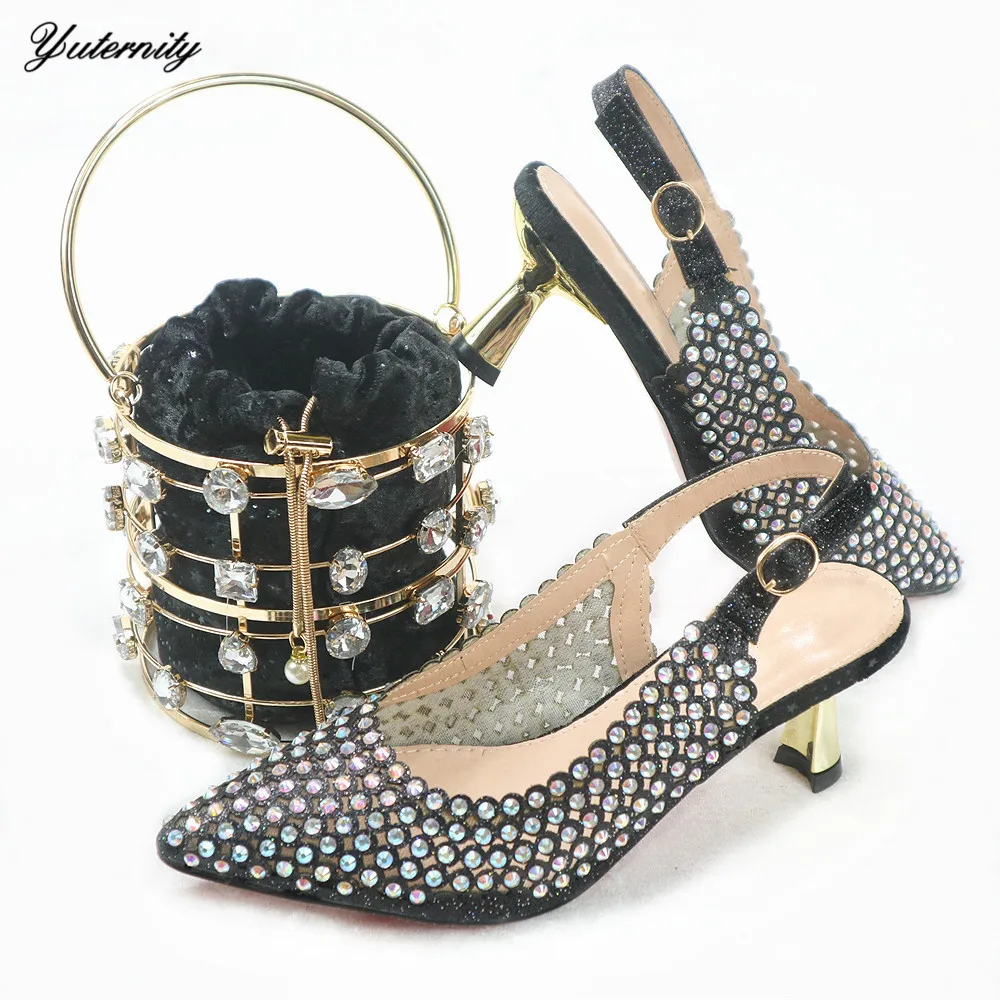 

Nigreian Style Black Color Rhinestone Ladies Shoes And Bag Set African Design Ladies Pumps Shoes And Bag Set For Party Dress
