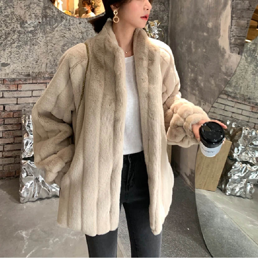 2024 Autumn Winter Faux Rabbit Fur for Women Medium Style Plushi Clothing Loose Lamb Wool Stand Collar Fur Coat