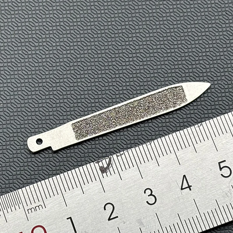 2 Cuchillos Tipo Navaja, Accesorios Originales, Lima de Uñas, Destornillador de 2.5 mm para Cuchillos VICTORINOX Swiss Army CLASSIC SD de 58MM, Piezas para Fabricación DIY