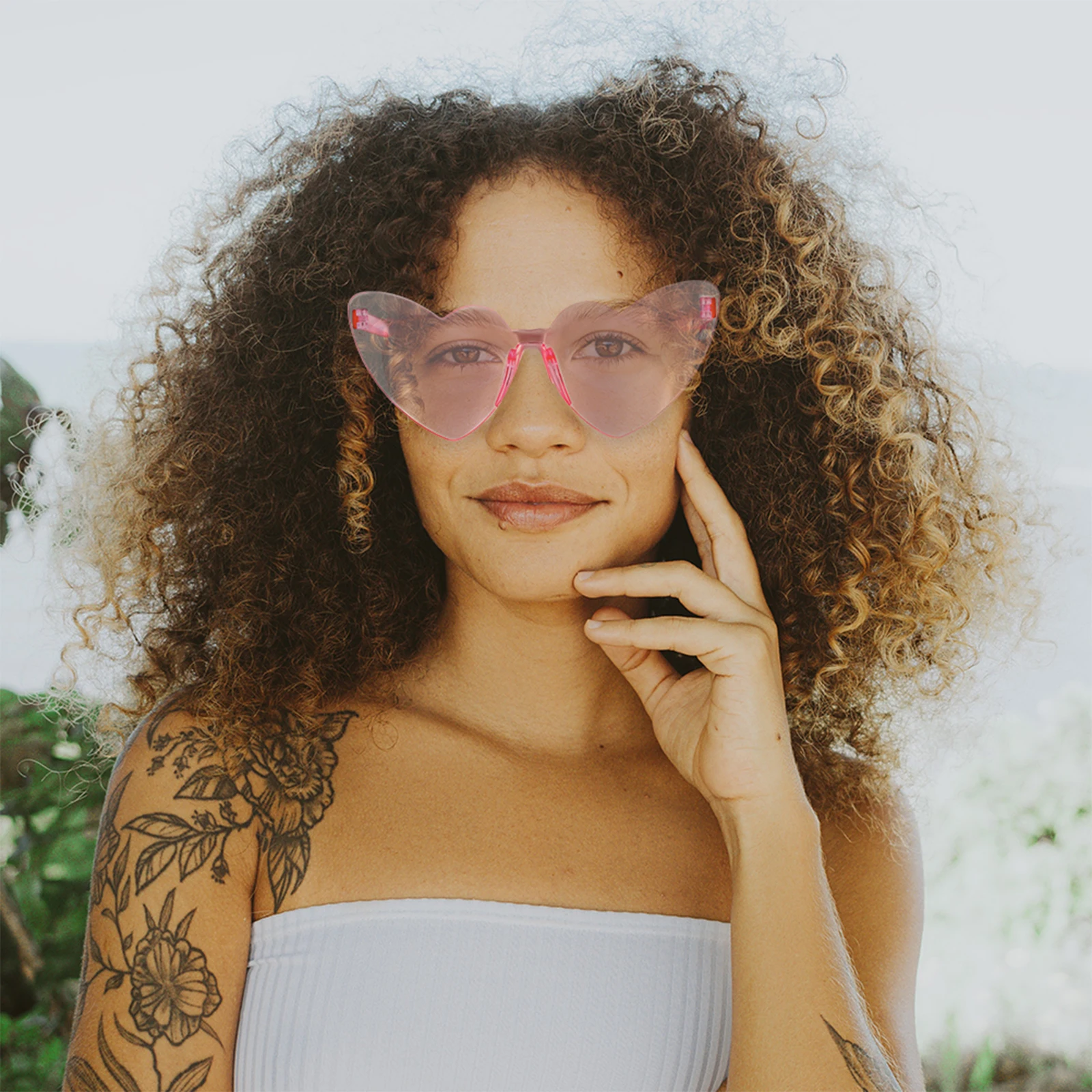 

Heart Shape Sunglasses C22 Pink Transparent Frameless Party Favors Lightweight PC Material Photo Props Eye catching Accessories