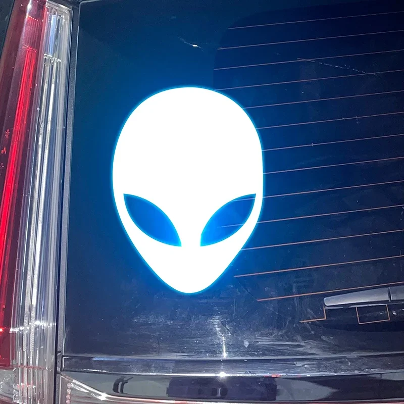 1 pcs Car Sticker Personality Fashion Alien Peace Highly Reflective Motorcycle Vinyl Decals Accessoriesstickers for carcar decor