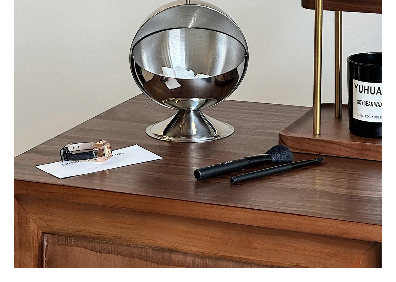 Hochwertiger Desktop-Mülleimer mit sphärischem Klappdeckel