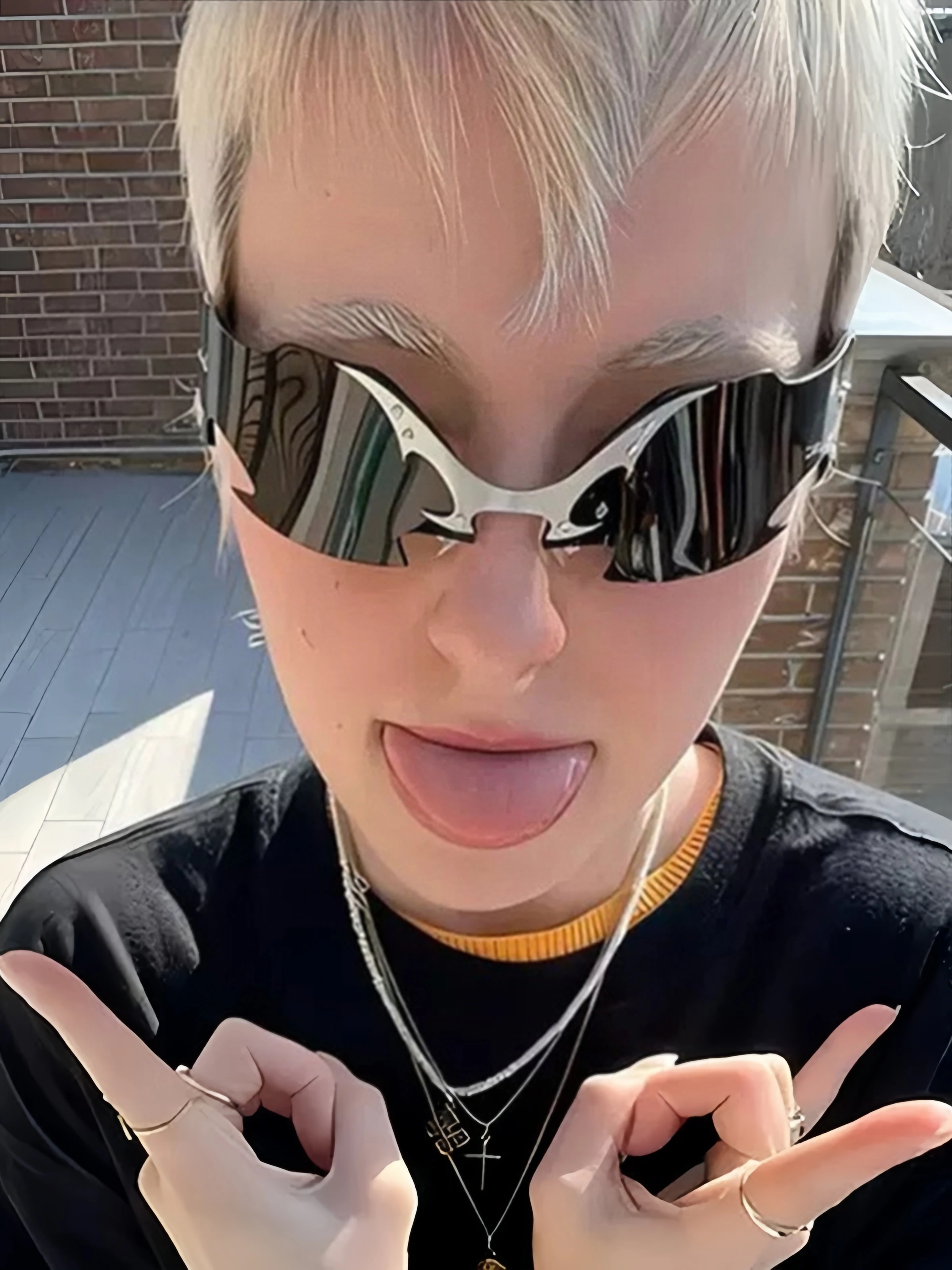 Punk futuristische frameloze bril uit één stuk voor mannen en vrouwen Hip-Hop Disco Bar Fashion zonnebril - afbeelding 2