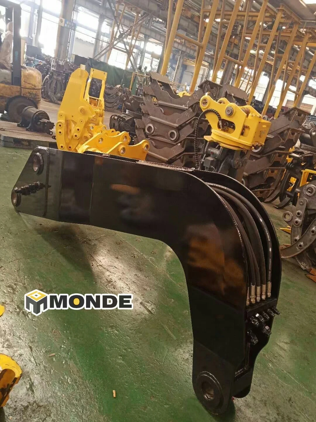 Молоток для экскаватора, привод ворса из листовой стали