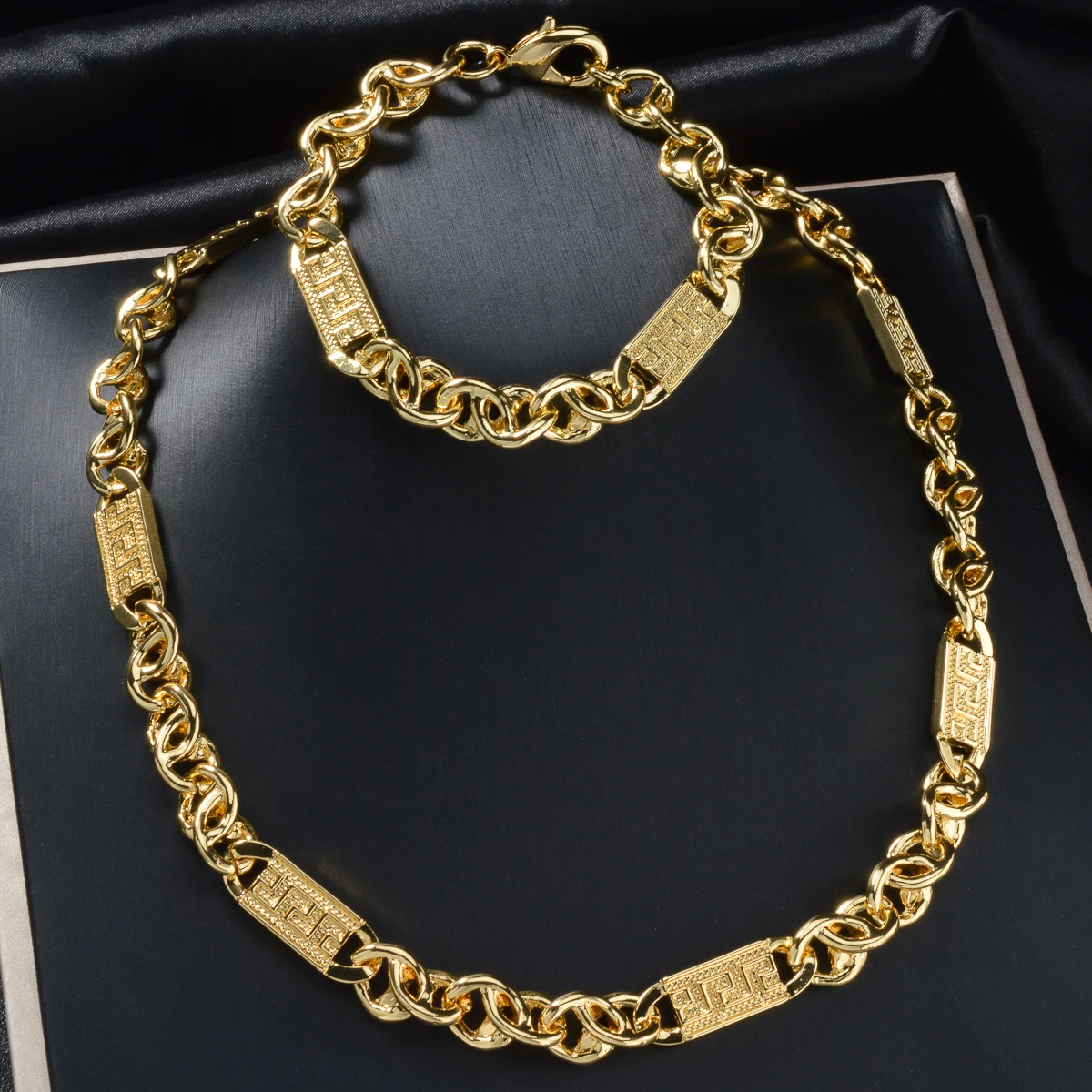 

Modern Gold Plated Copper Necklace Bracelet Set Contemporary Fashion Jewelry For Women Men Minimalist Gift Birthday Anniversary