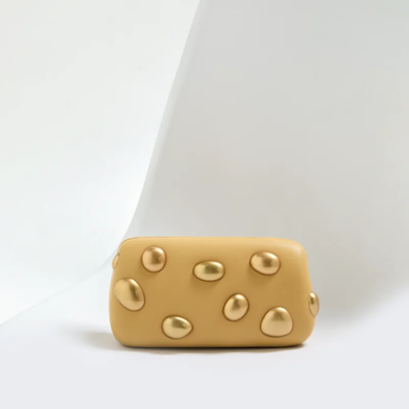 

Gold rivet metal Box Clutch Bag women evening wedding party cute purse bag handbag yellow color 2025 autumn winter new